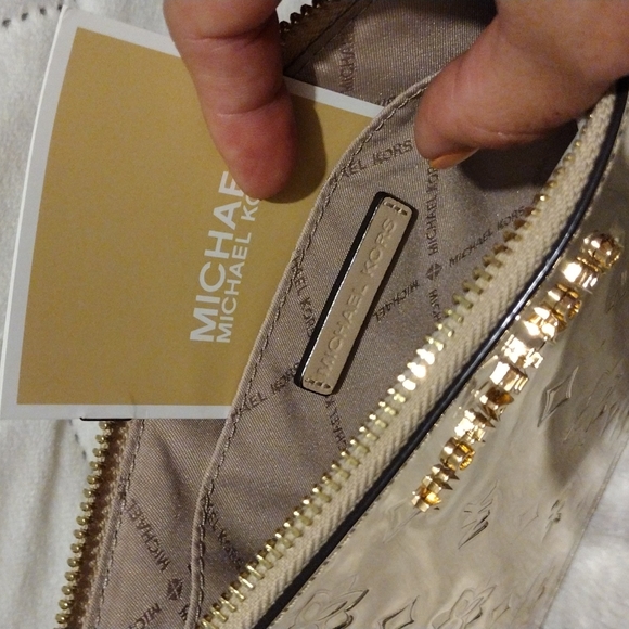 Michael Kors - Picture 3 of 7